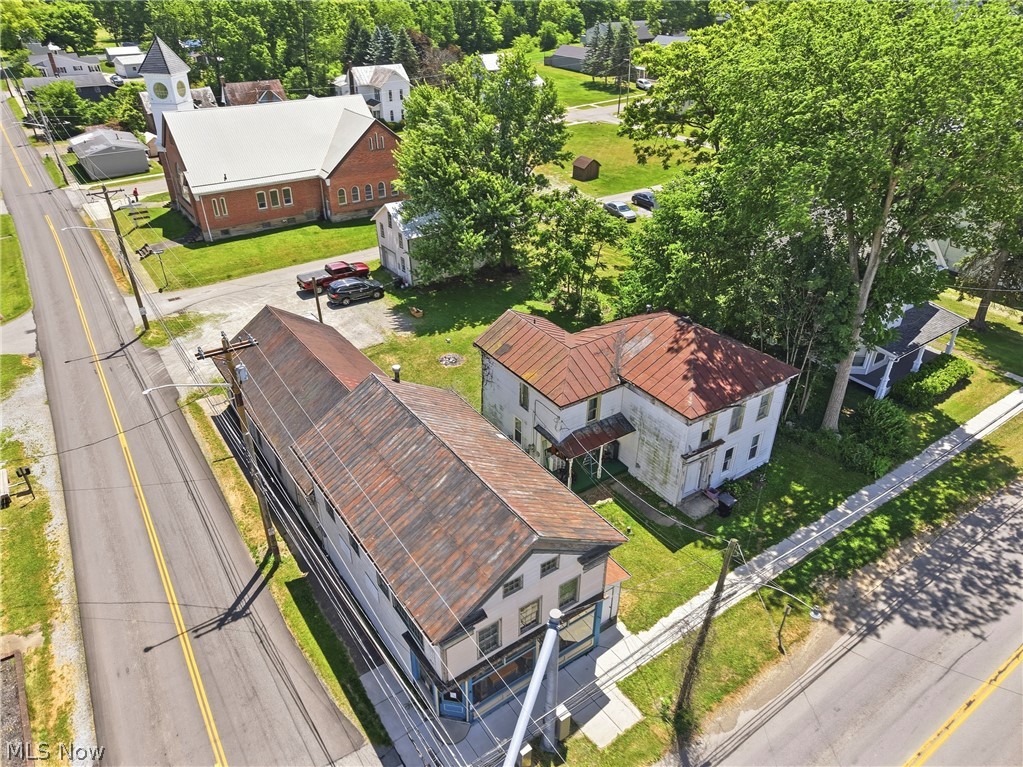 31 & 33 S Front Street Burbank OH 44214