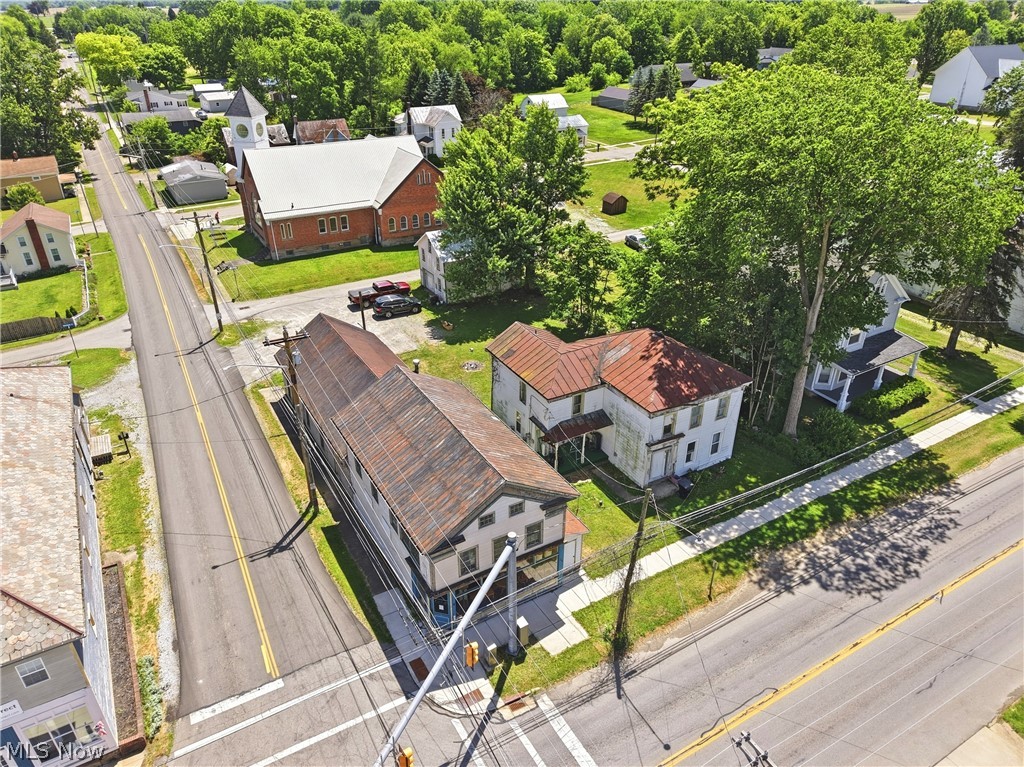 31 & 33 S Front Street Burbank OH 44214