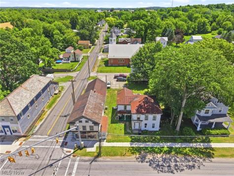 31 & 33 S Front Street Burbank OH 44214