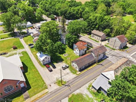 31 & 33 S Front Street Burbank OH 44214
