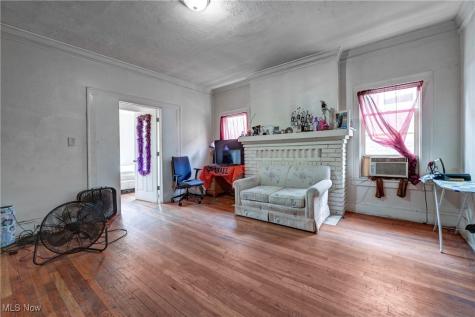 14120 Superior Road Cleveland OH 44118