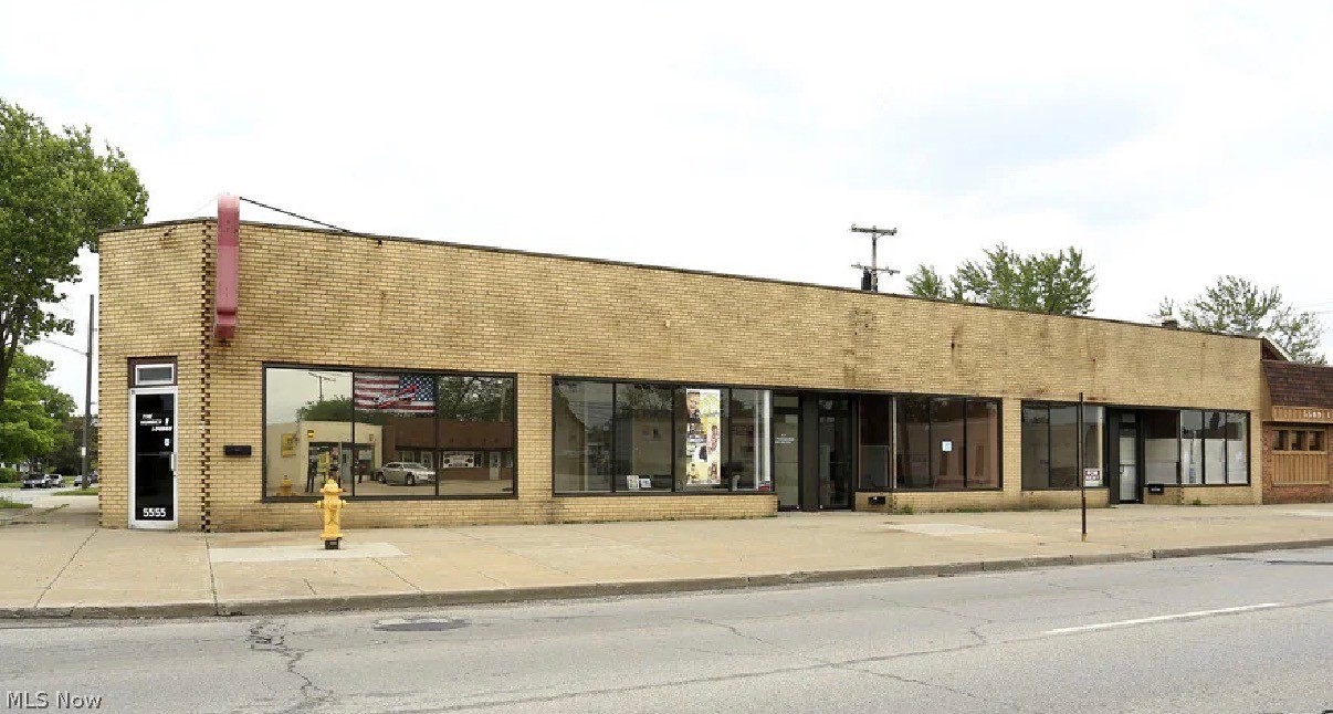 5555 Ridge Road Parma OH 44129