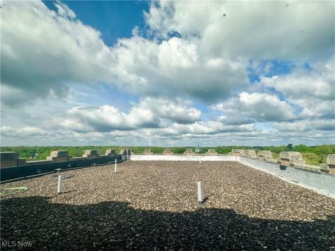 2 S Main Street Niles OH 44446