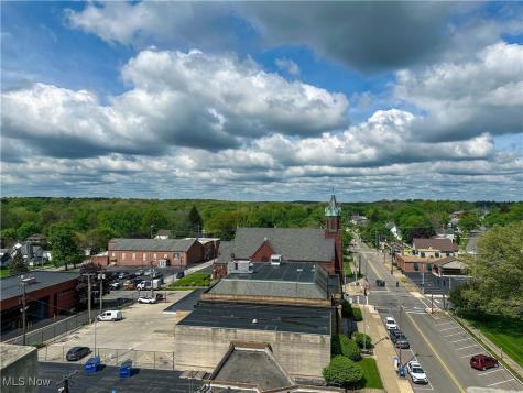 2 S Main Street Niles OH 44446