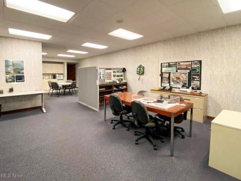 2 S Main Street Niles OH 44446