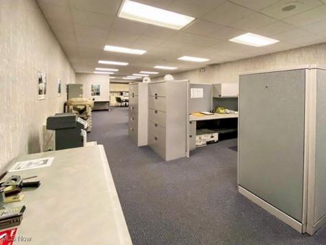 2 S Main Street Niles OH 44446