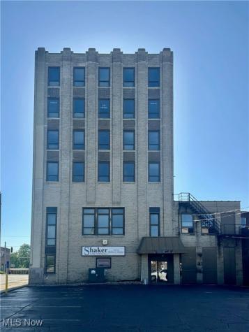 2 S Main Street Niles OH 44446