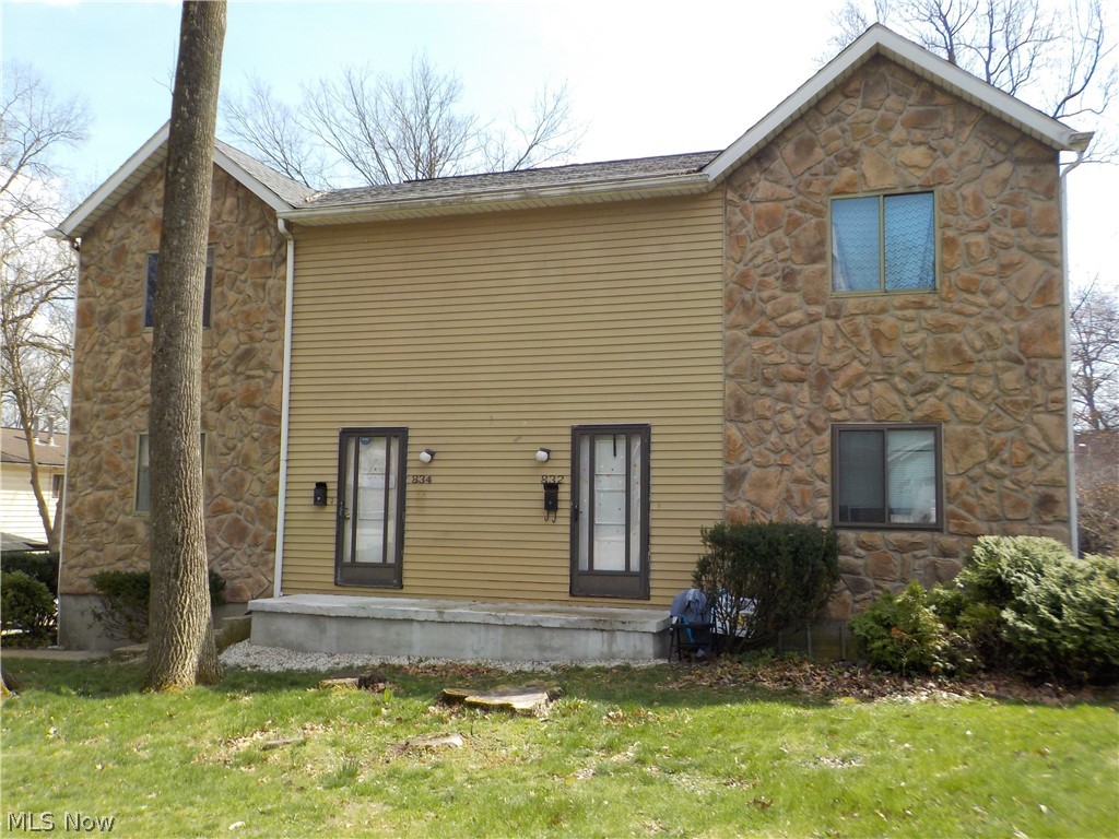 942-954 & 832 - 834 Tallamadge Rd & Loomis Avenue Cuyahoga Falls OH 44221