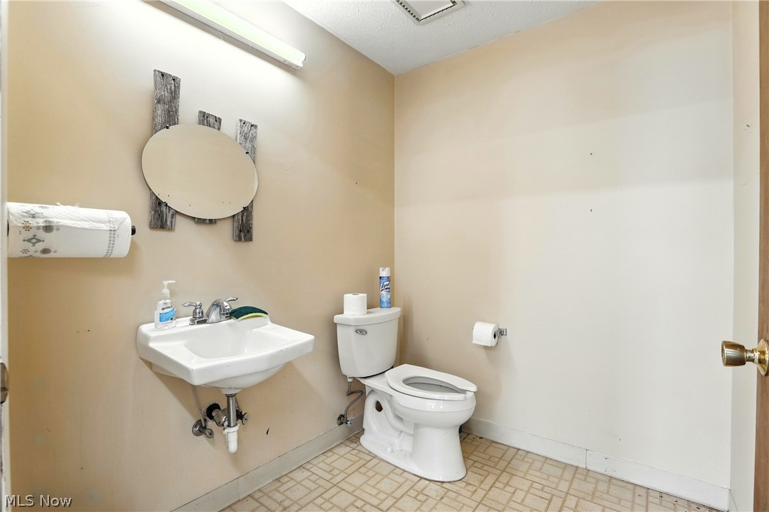 46145 Telegraph Road Amherst OH 44001
