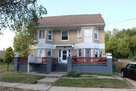 1862 E 81st Street Cleveland OH 44103