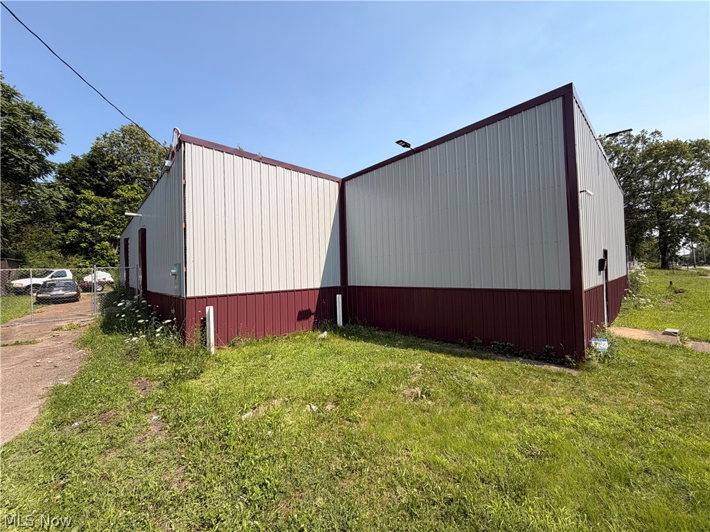 1600 Albert Street Youngstown OH 44505