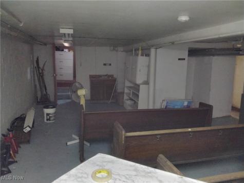 4563 Lee Road Cleveland OH 44128