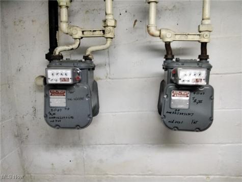 4563 Lee Road Cleveland OH 44128