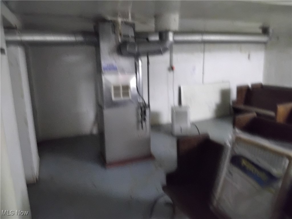 4563 Lee Road Cleveland OH 44128