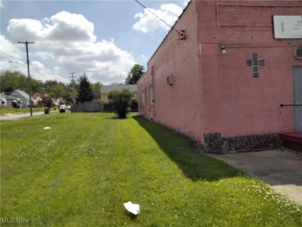 4563 Lee Road Cleveland OH 44128