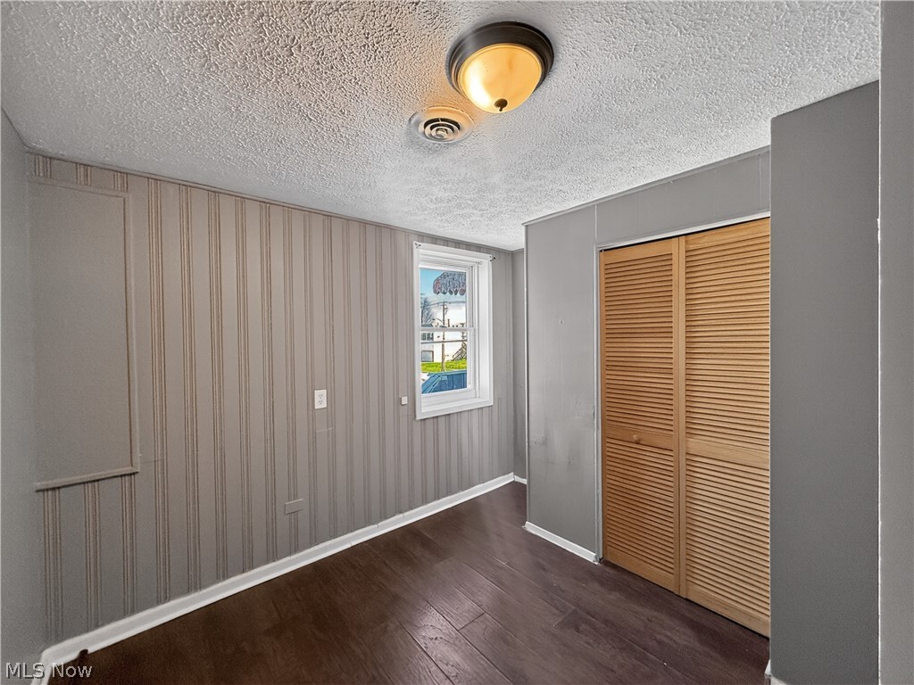 2914-2916 Seneca Avenue Lorain OH 44055