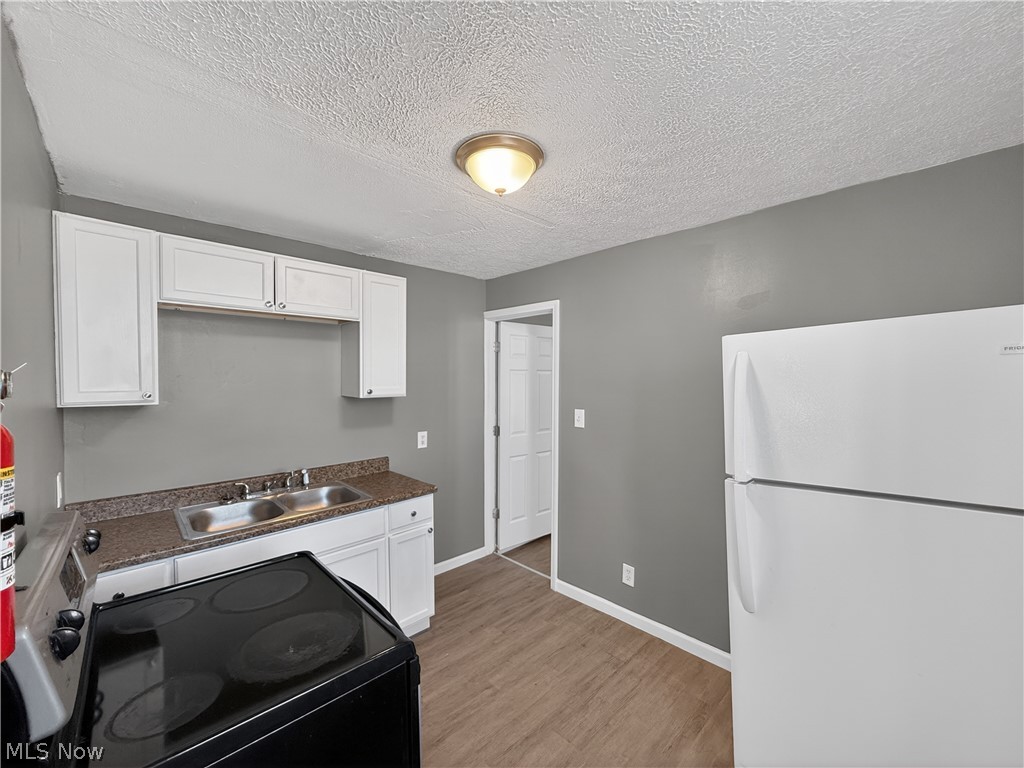 2914-2916 Seneca Avenue Lorain OH 44055