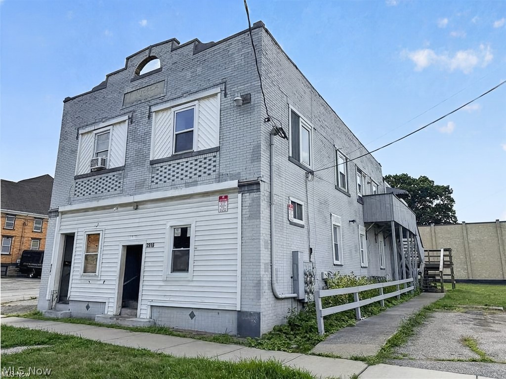 2914-2916 Seneca Avenue Lorain OH 44055
