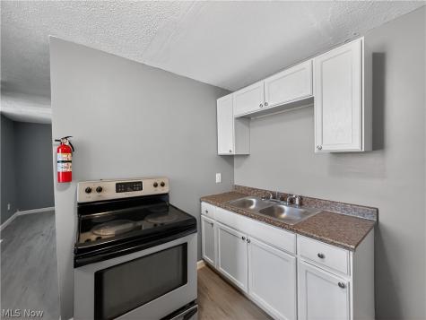 2914-2916 Seneca Avenue Lorain OH 44055