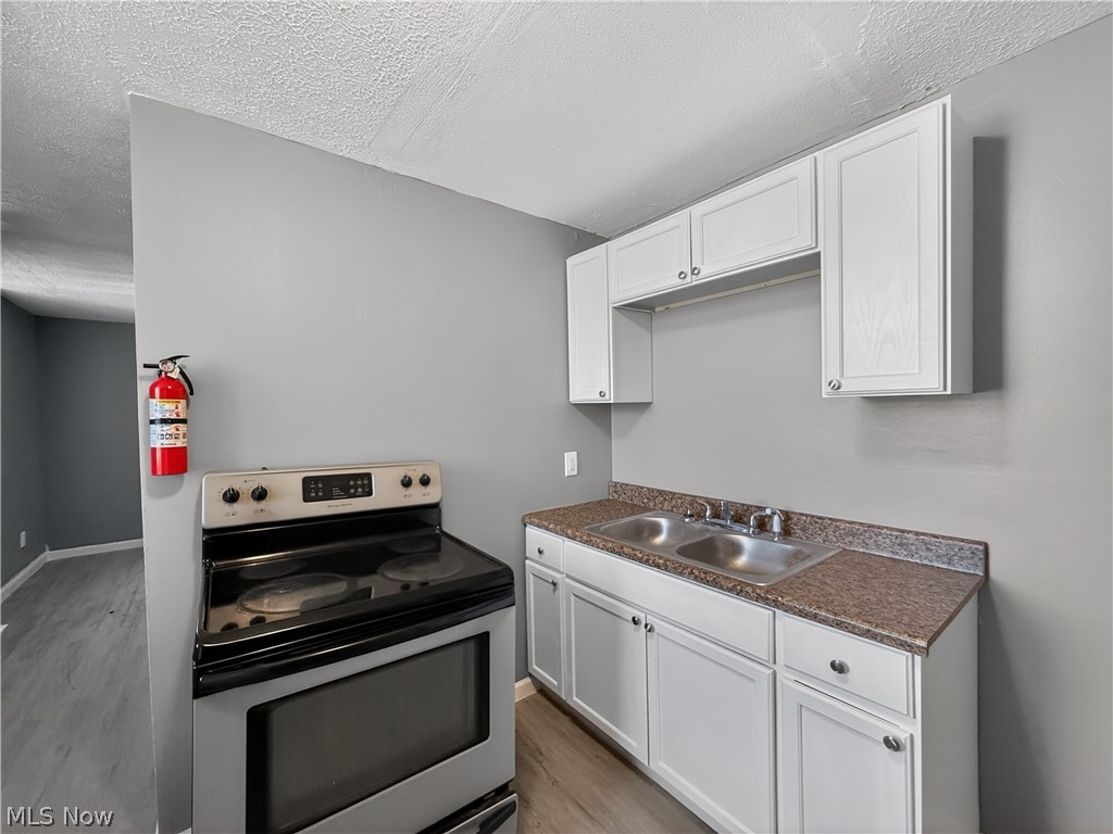 2914-2916 Seneca Avenue Lorain OH 44055