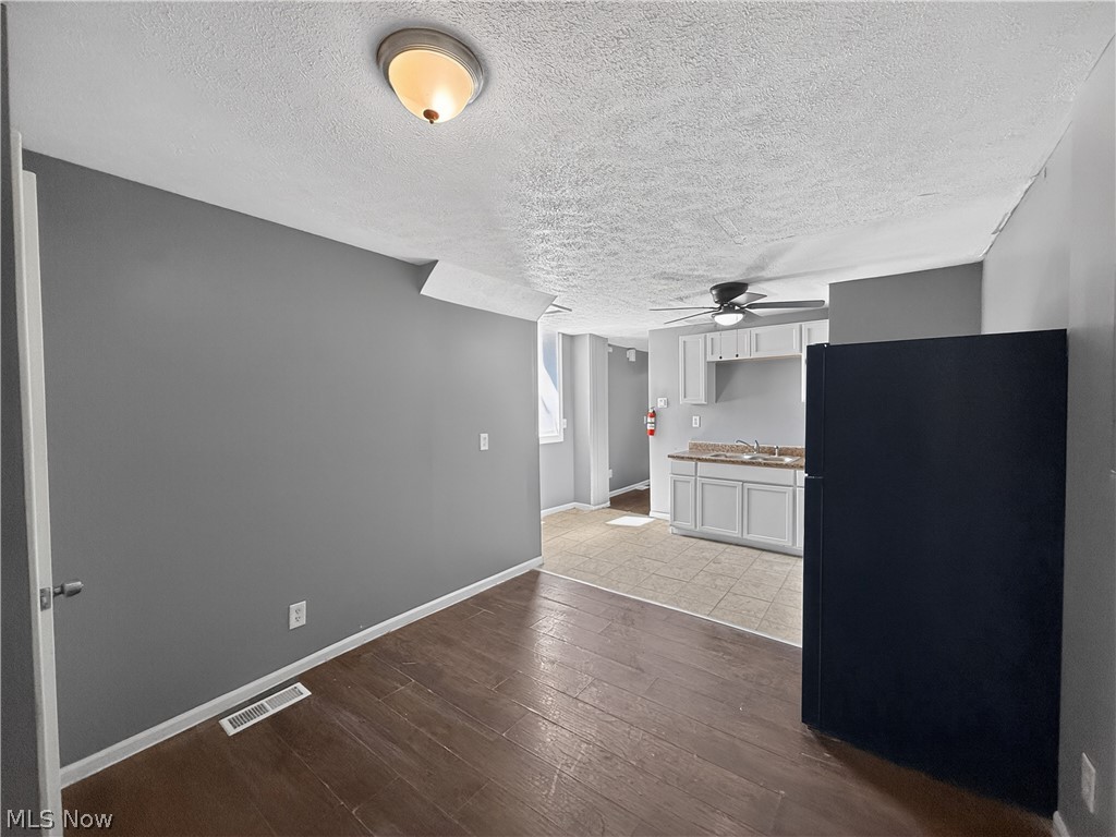 2914-2916 Seneca Avenue Lorain OH 44055