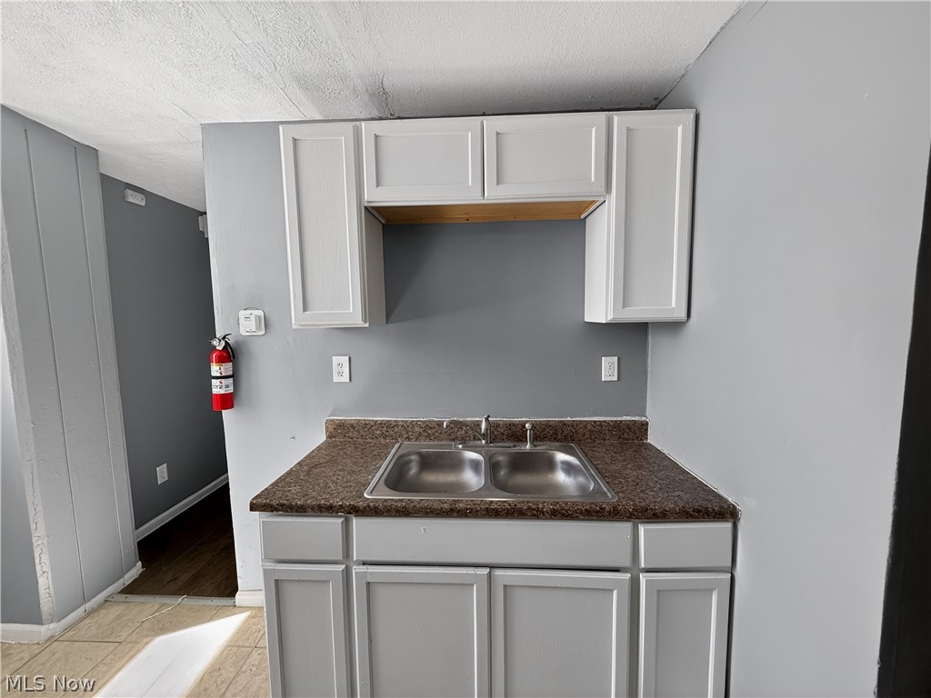 2914-2916 Seneca Avenue Lorain OH 44055