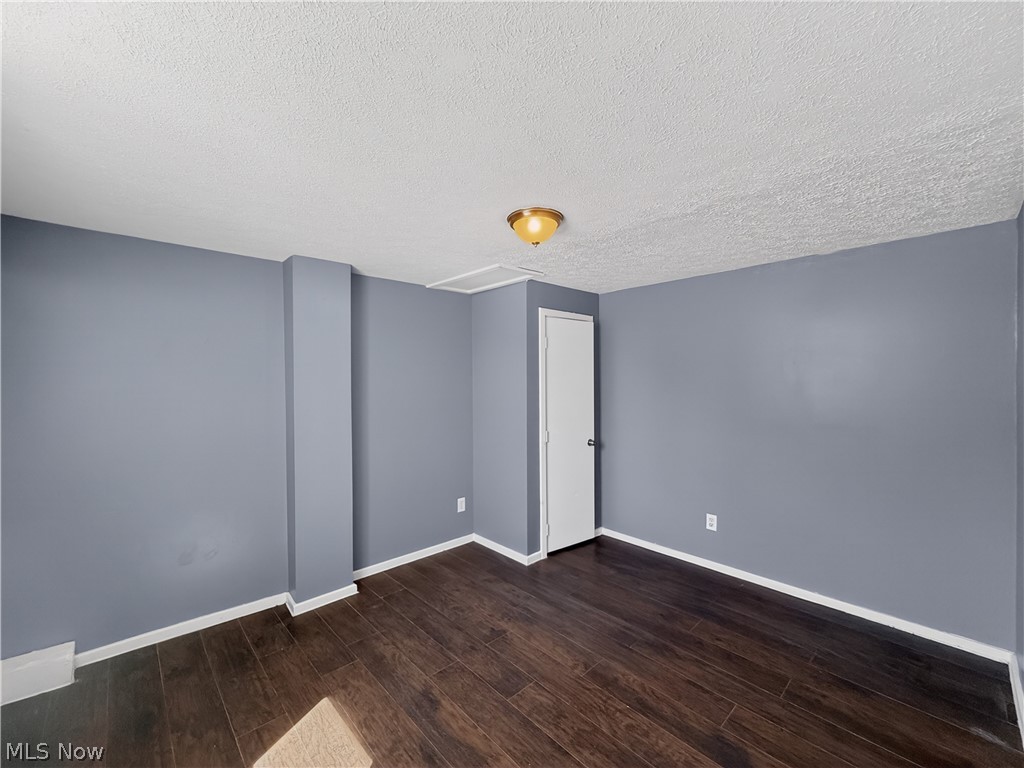 2914-2916 Seneca Avenue Lorain OH 44055