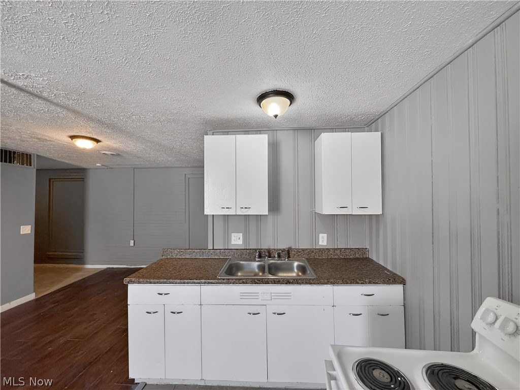 2914-2916 Seneca Avenue Lorain OH 44055