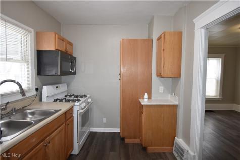 5425 Adams Avenue Ashtabula OH 44004