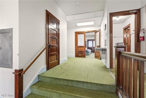 742 Johnston Street Akron OH 44306