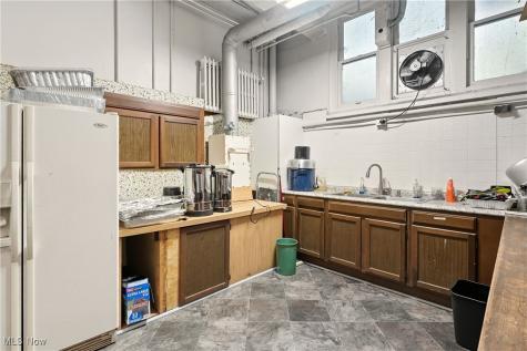 742 Johnston Street Akron OH 44306