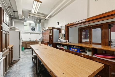 742 Johnston Street Akron OH 44306