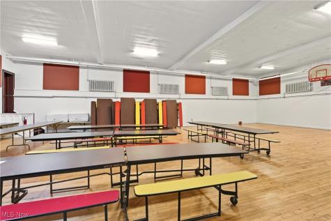 742 Johnston Street Akron OH 44306