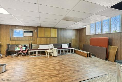 742 Johnston Street Akron OH 44306