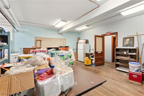 742 Johnston Street Akron OH 44306