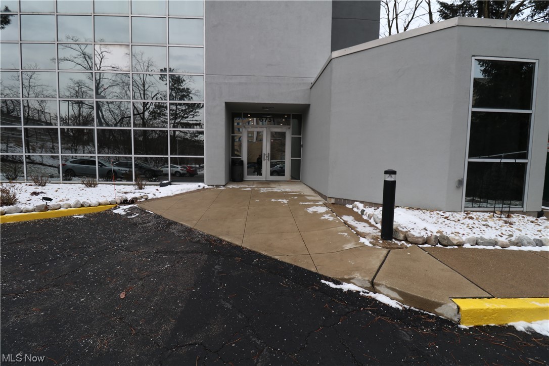 6731 Ridge Road Parma OH 44129