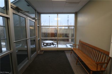 6731 Ridge Road Parma OH 44129