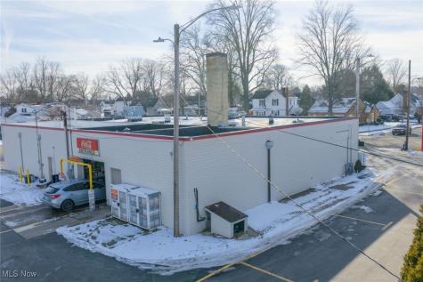 707 N Crater Avenue Dover OH 44622