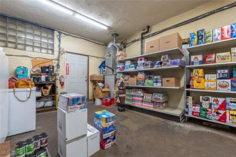 707 N Crater Avenue Dover OH 44622