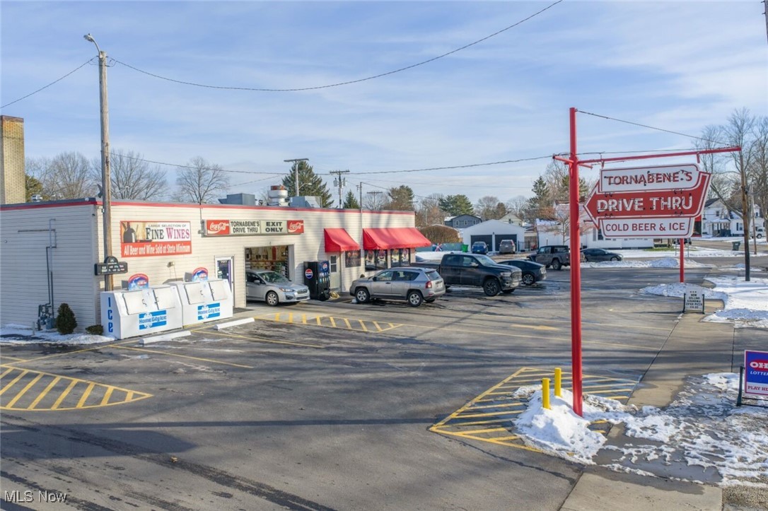 707 N Crater Avenue Dover OH 44622