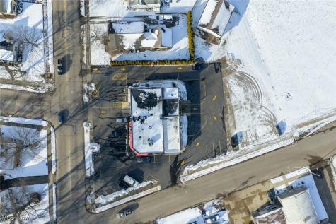 707 N Crater Avenue Dover OH 44622