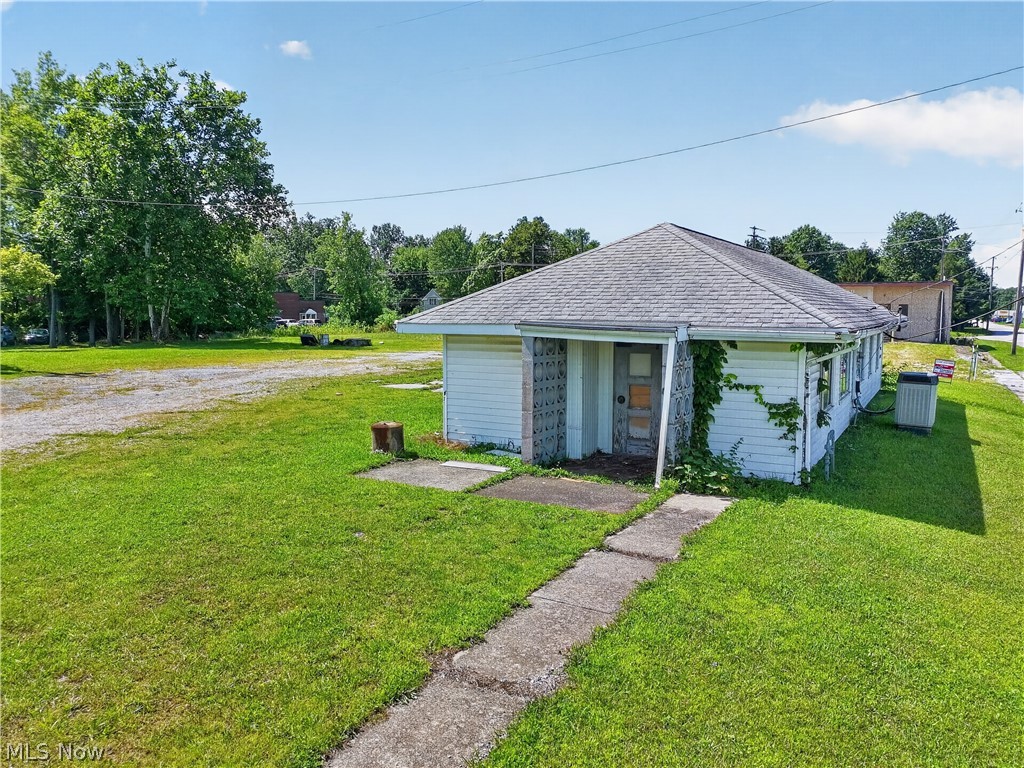 1616 W 47th Street Ashtabula OH 44004