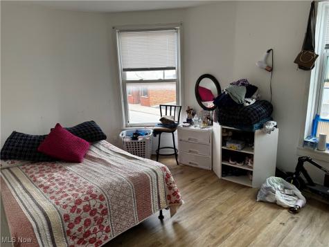 4911 Clark Avenue Cleveland OH 44102