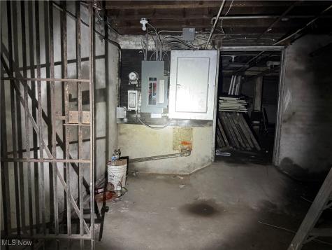 4911 Clark Avenue Cleveland OH 44102