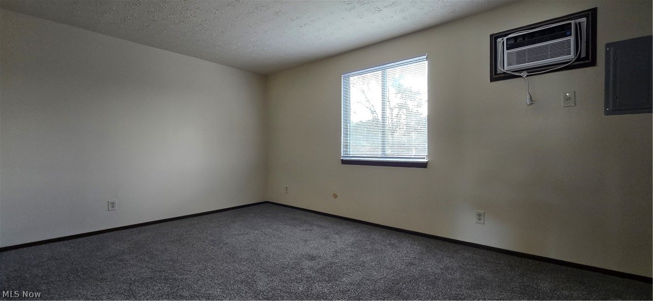 888 Rosamond Avenue Akron OH 44307