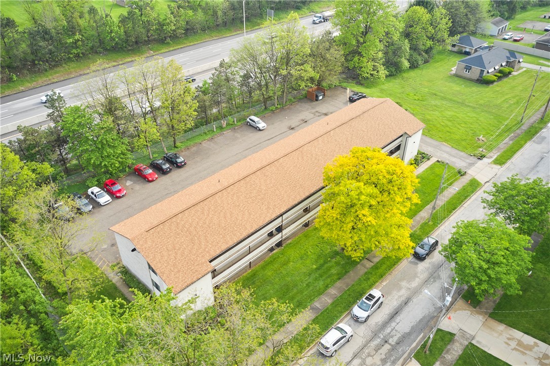888 Rosamond Avenue Akron OH 44307