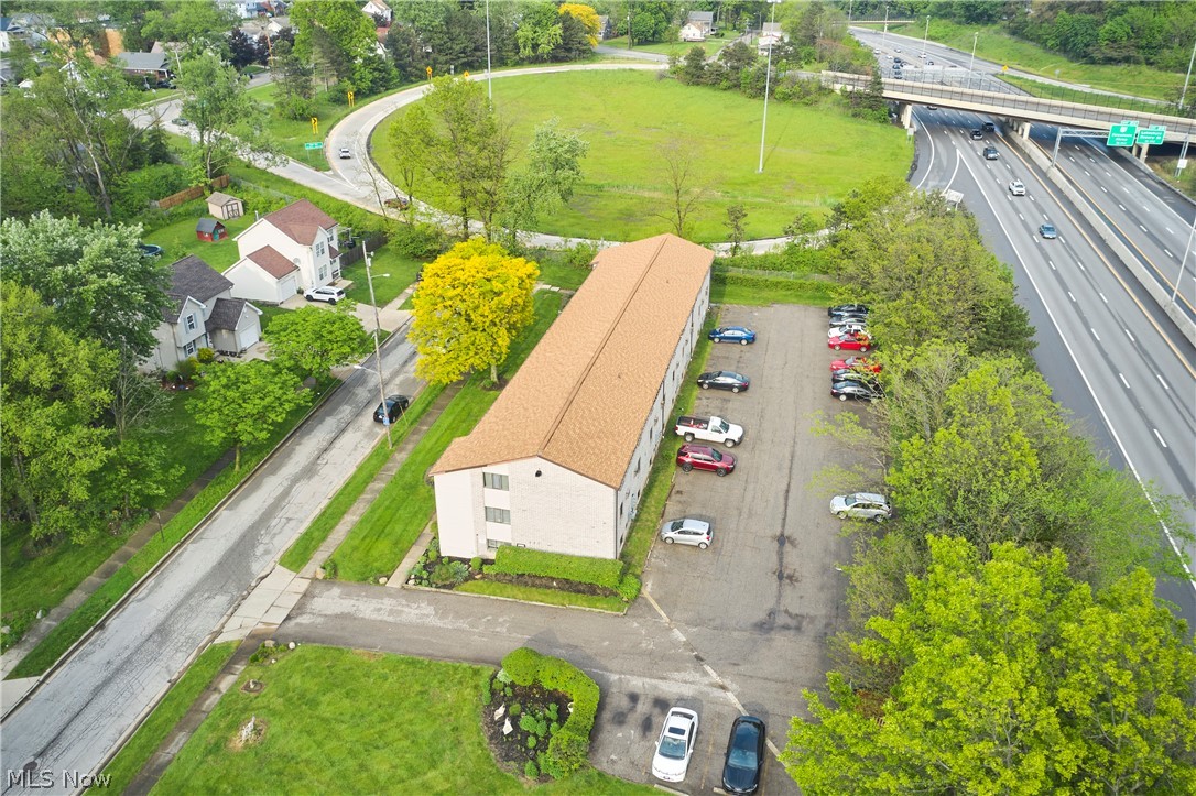 888 Rosamond Avenue Akron OH 44307