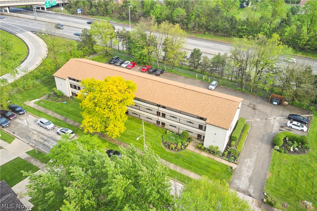 888 Rosamond Avenue Akron OH 44307