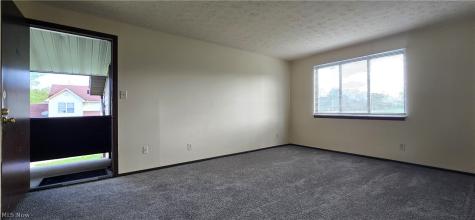 888 Rosamond Avenue Akron OH 44307