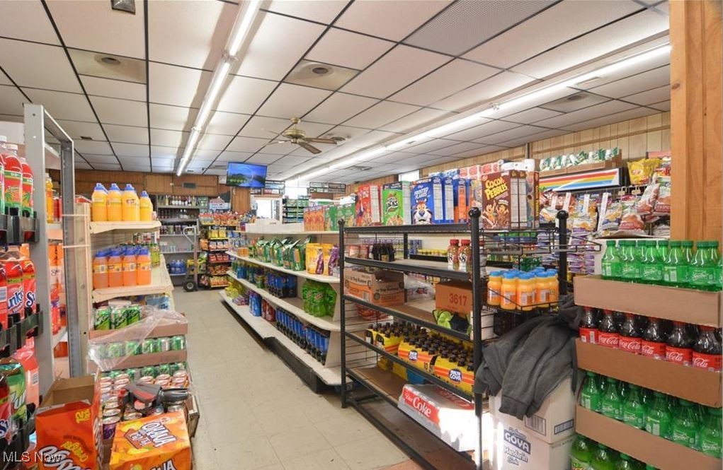 2957 Pearl Avenue Lorain OH 44055